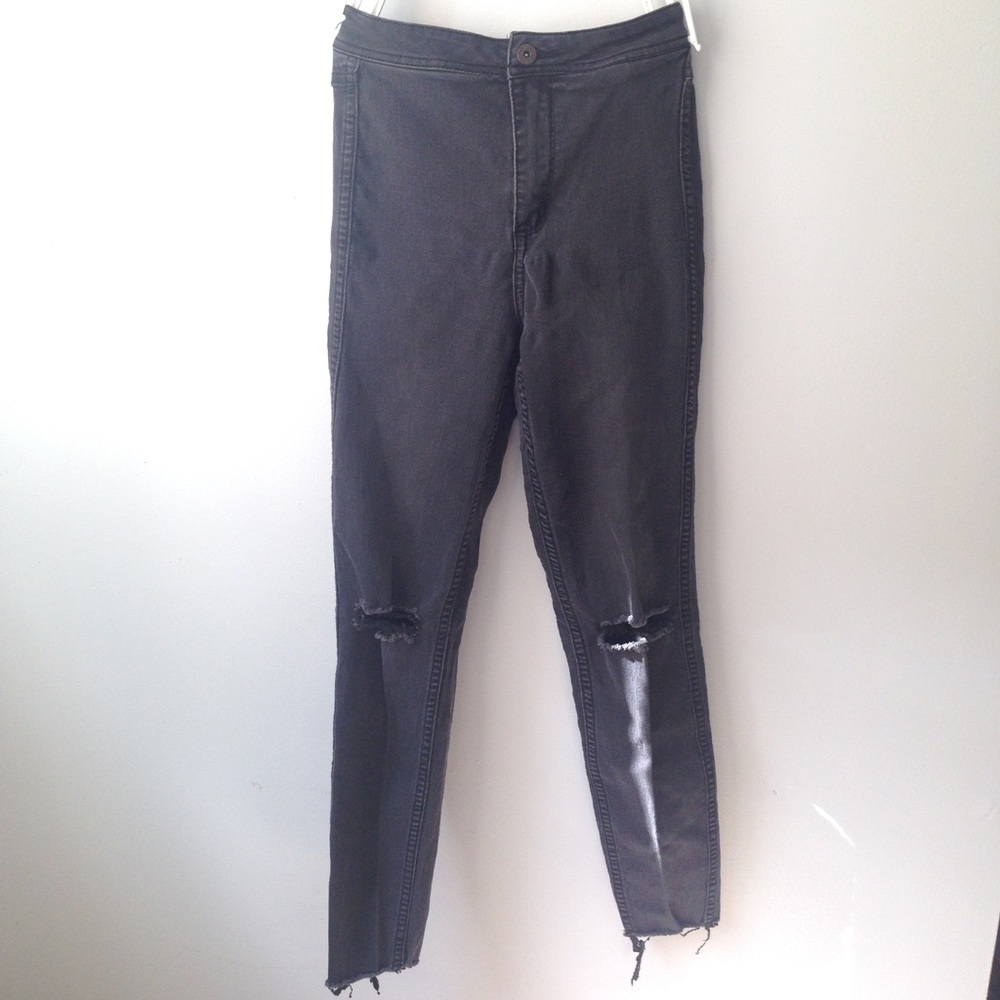 Black high waisted jeans